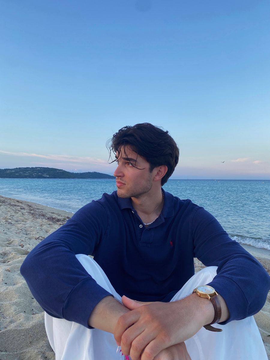 Dominik M.